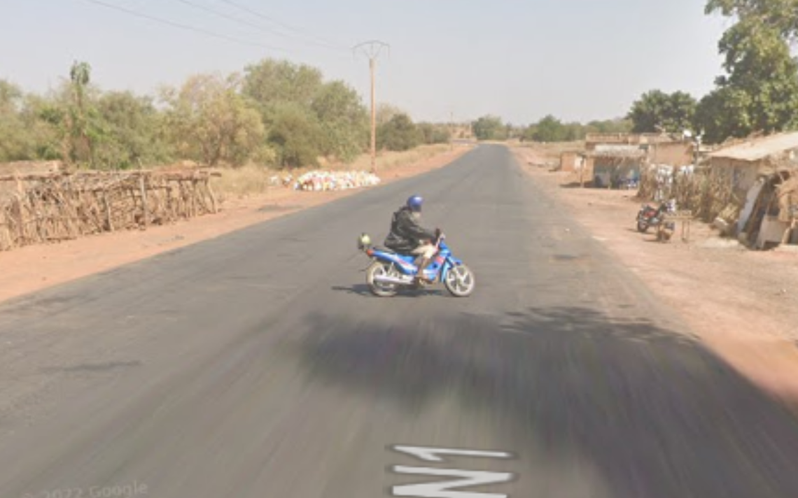 Google Maps car runs over a motorcyclist and the sequence of photos goes viral (photos)