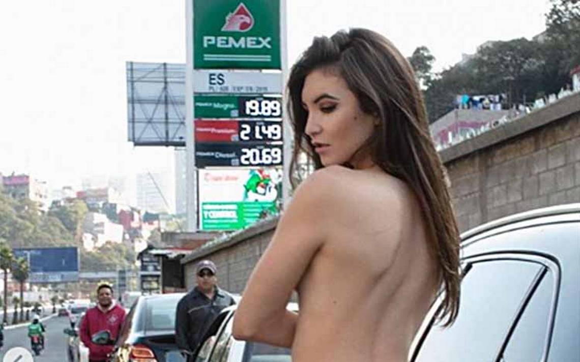 Modelo le llena el tanque a varios; posa desnuda en fila de gasolinera  Huixquilucan Edomex gasolina Are Rojas - El Sol de México | Noticias,  Deportes, Gossip, Columnas