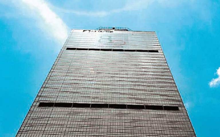 Actualmente 18 mil trabajadores laboran en la Torre de Pemex en la CdMx; la nueva administración propone reubicar la sede de la empresa en Ciudad del Carmen