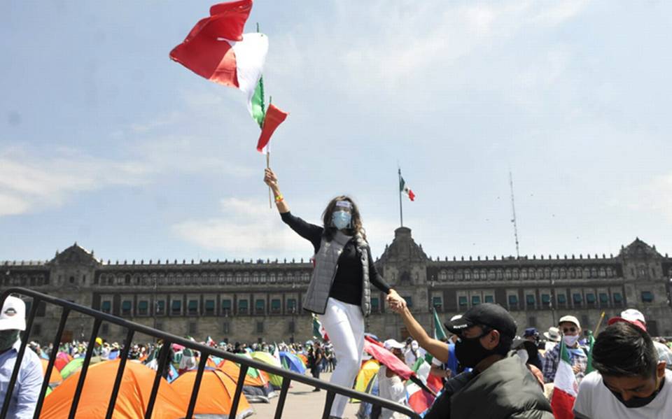 AMLO pide a FRENAAA echarle más ganas a movilizaciones - El Sol de México