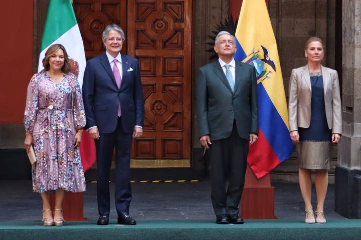 Recibe AMLO en Palacio Nacional al presidente de Ecuador, Guillermo Lasso