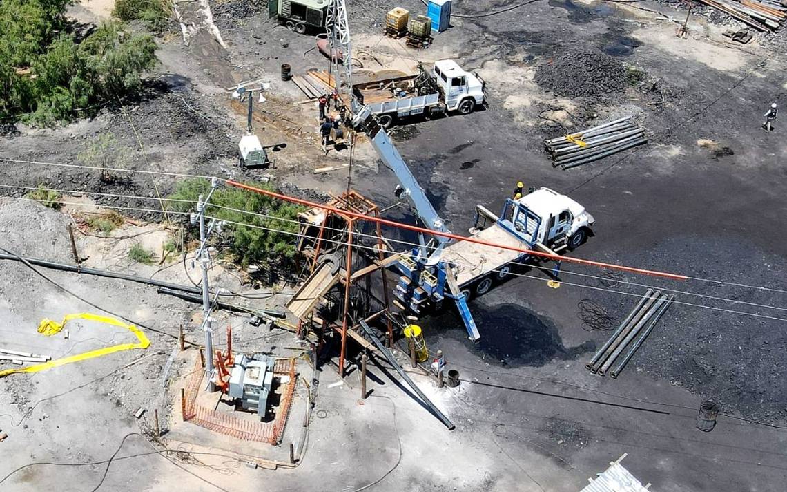 Empresas extranjeras darán segunda opinión sobre acciones de rescate de mineros en Coahuila