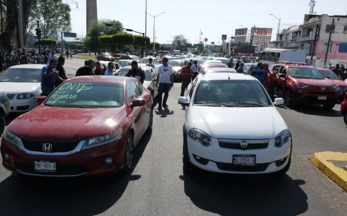 Maestros endurecen protestas en Michoacán por falta de soluciones
